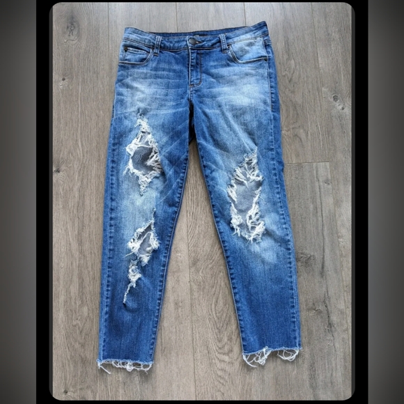 STS Women’s Tomboy Jeans Distressed Destroyed - Size 28 - Picture 1 of 3